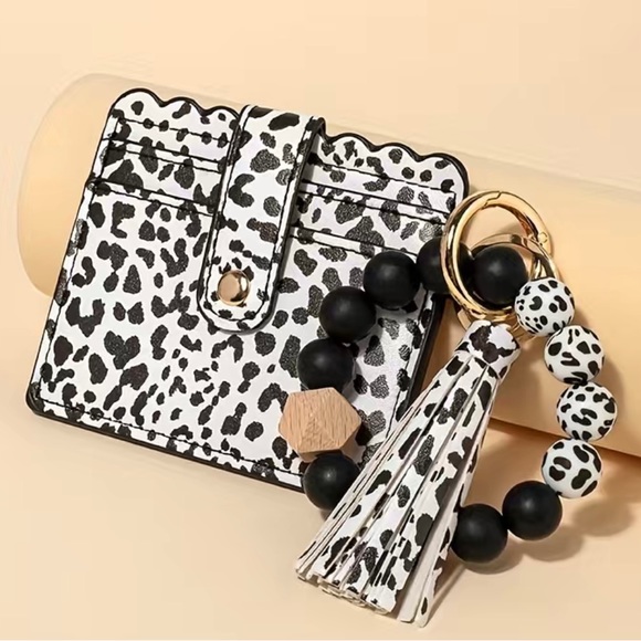 Brand New Black Leopard Tassel Silicone Bracelet Cardholder-Wallet Keychain - Picture 4 of 6